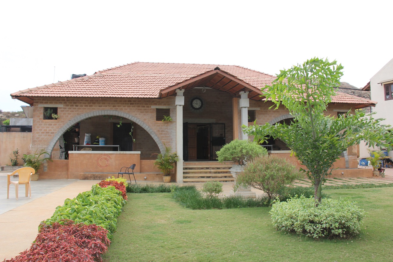 farm house - Chikkajala, Bengaluru - chevron associates, House Construction, builder